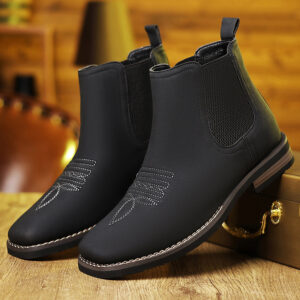 Cross-Border Hot-Selling Western Embroidered Chelsea Men's Boots, Retro Square-Toe Slip-On Short Boots, British Style Large Size Men's Boots Wholesale